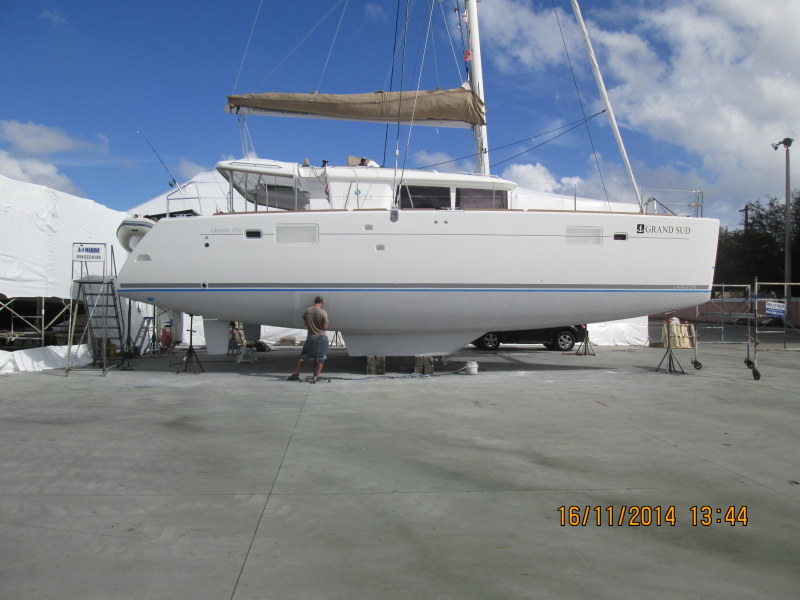 Used Sail Catamaran for Sale 2012 Lagoon 450 Boat Highlights